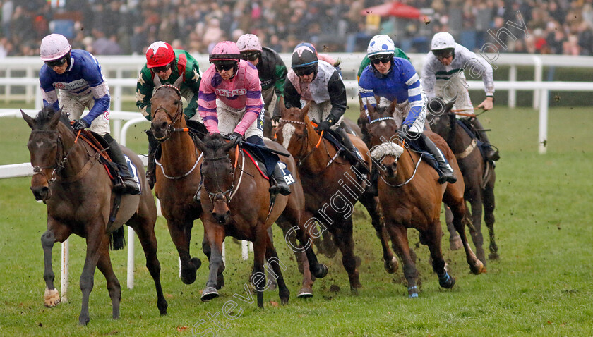 Crambo-0012 
 CRAMBO (centre, Jonathan Burke) on his way to winning The Howden Long Walk Hurdle
Ascot 21 Dec 2024 - Pic Steven Cargill / Racingfotos.com