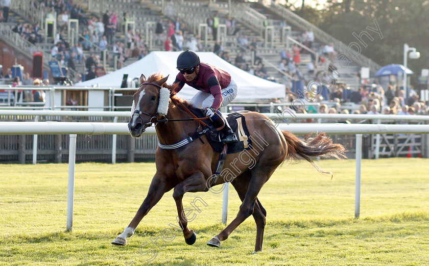 Emily-Goldfinch-0001 
 EMILY GOLDFINCH (Silvestre De Sousa) wins The Coates & Seely Blanc De Blancs Fillies Handicap
Newmarket 28 Jun 2019 - Pic Steven Cargill / Racingfotos.com