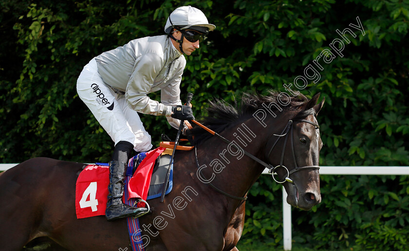 Atlantic-Convoy-0002 
 ATLANTIC CONVOY (Daniel Tudhope)
Sandown 15 Jun 2024 - Pic Steven Cargill / Racingfotos.com