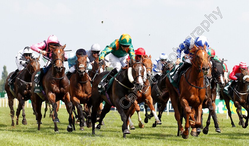 Ginger-Nut-0002 
 GINGER NUT (right, Harry Bentley) beats MOOJIM (centre) and ON THE STAGE (left) in The Weatherbys Super Sprint Stakes
Newbury 21 Jul 2018 - Pic Steven Cargill / Racingfotos.com