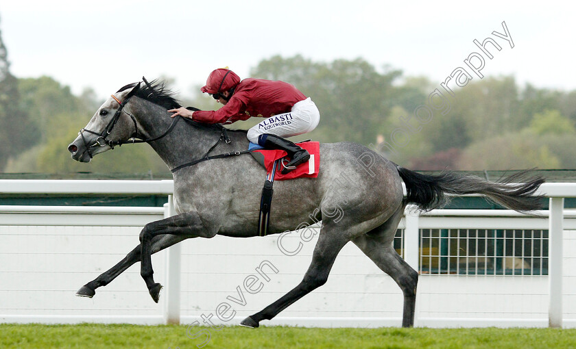 Sparkle-Roll-0006 
 SPARKLE ROLL (Oisin Murphy) wins The Nordoff Robbins Sir George Martin Memorial Fillies Novice Stakes
Sandown 26 Apr 2019 - Pic Steven Cargill / Racingfotos.com