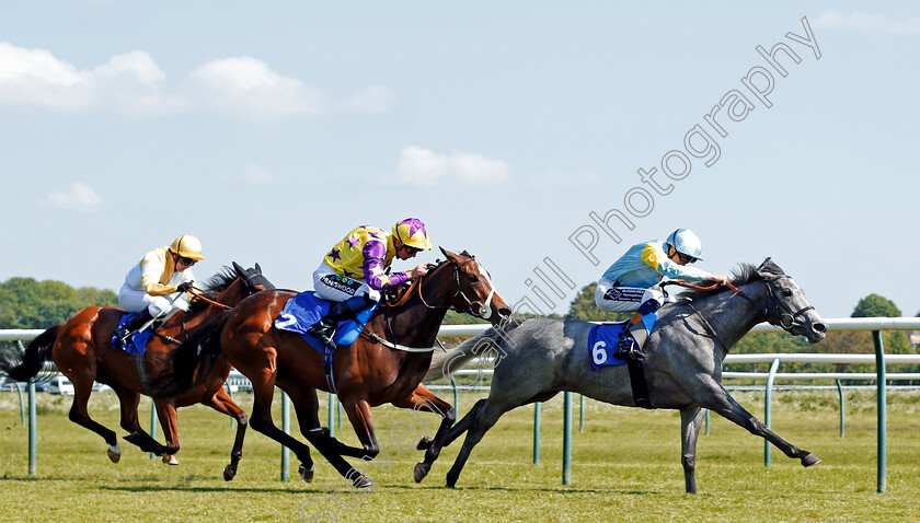 Rasima-0002 
 RASIMA (David Egan) beats DADDIES GIRL (centre) in The Read Silvestre De Sousa At 188bet Fillies Handicap Nottingham 22 May 2018 - Pic Steven Cargill / Racingfotos.com