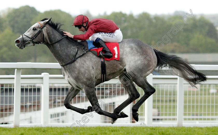 Sparkle-Roll-0004 
 SPARKLE ROLL (Oisin Murphy) wins The Nordoff Robbins Sir George Martin Memorial Fillies Novice Stakes
Sandown 26 Apr 2019 - Pic Steven Cargill / Racingfotos.com