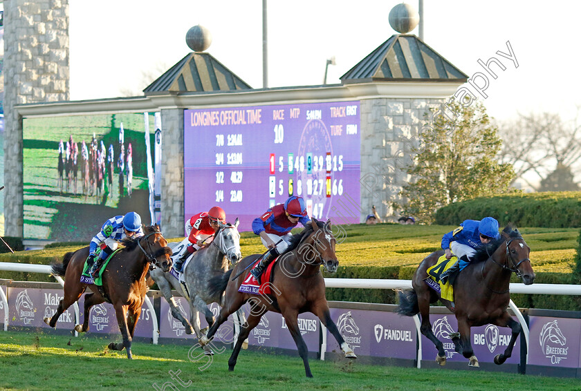 Victoria-Road-0005 
 VICTORIA ROAD (left, Ryan Moore) beats SILVER KNOTT (right) in the Breeders' Cup Juvenile Turf 
Breeders Cup Meeting, Keeneland USA, 4 Nov 2022 - Pic Steven Cargill / Racingfotos.com