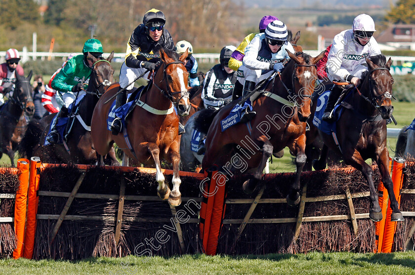 Amarillo-Sky,-Press-Your-Luck-and-Master-Debonair-0001 
 AMARILLO SKY (left, Robbie Power) with PRESS YOUR LUCK (centre, Joshua Moore) and MASTER DEBONAIR (right, Sean Bowen)
Aintree 9 Apr 2021 - Pic Steven Cargill / Racingfotos.com