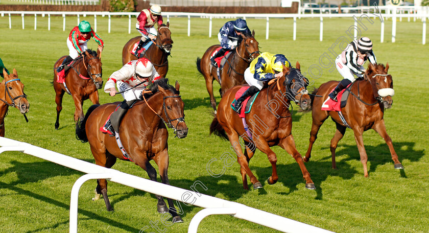 Silastar-0006 
 SILASTAR (left, Ryan Moore) beats MAGICAL MILE (2nd right) in The Be Lucky With The Racehorse Lotto Handicap
Sandown 25 May 2023 - Pic Steven Cargill / Racingfotos.com