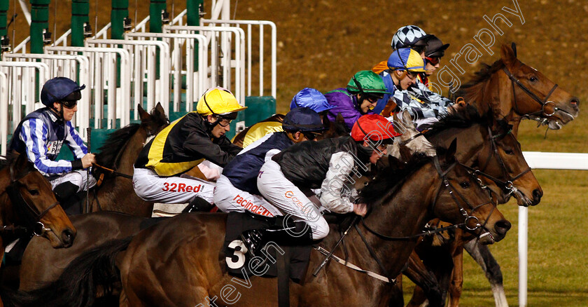 Chaucer s-Tale-0001 
 Horses break from the stalls at Chelmsford 7 Dec 2017 - Pic Steven Cargill / Racingfotos.com