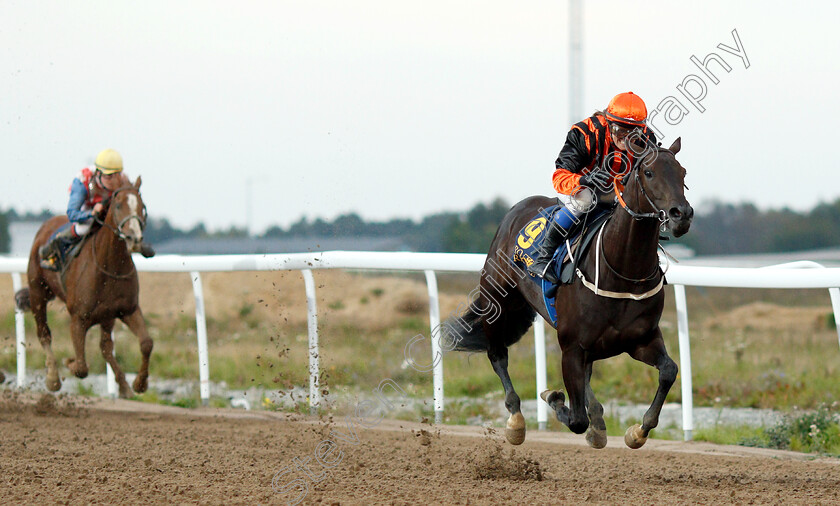 Label-Black-0003 
 LABEL BLACK (Josephine Chini) wins Amateur Festival Race
Bro Park, Sweden 21 Sep 2018 - Pic Steven Cargill / Racingfotos.com