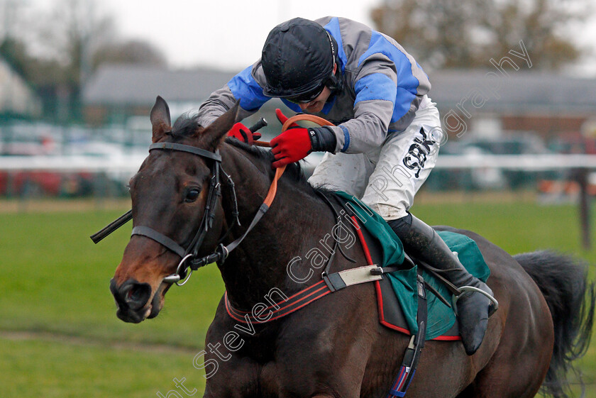 Pemberley-0002 
 PEMBERLEY (Tom Bellamy) wins The M-Tec Consulting Group Handicap Chase
Warwick 9 Dec 2021 - Pic Steven Cargill / Racingfotos.com