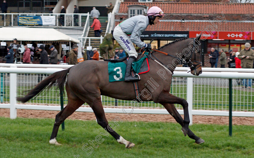 Armchair-Farmer-0002 
 ARMCHAIR FARMER (Connor Brace)
Warwick 9 Dec 2021 - Pic Steven Cargill / Racingfotos.com