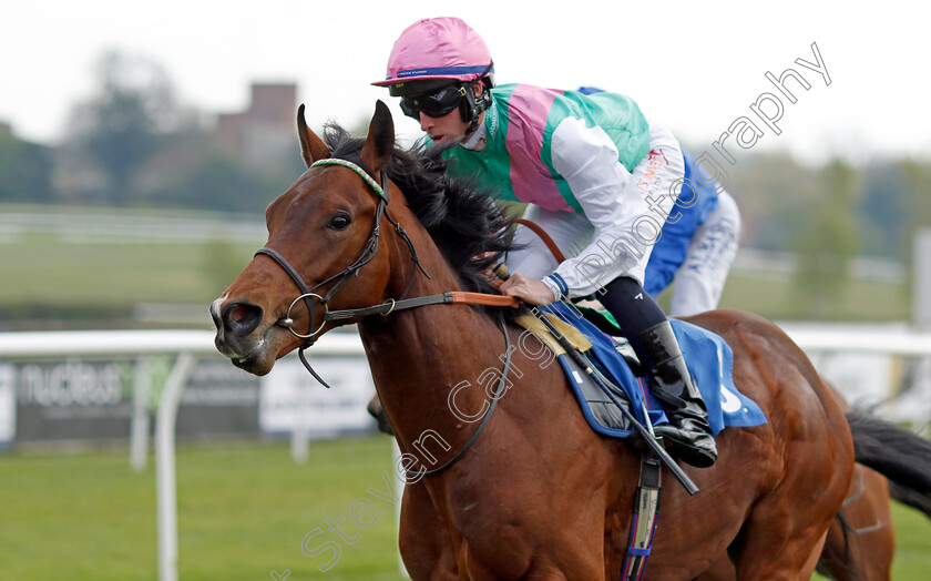 Sunny-Orange-0007 
 SUNNY ORANGE (Rossa Ryan) wins The Madri Excepcional Maiden Stakes
Leicester 23 Apr 2022 - Pic Steven Cargill / Racingfotos.com