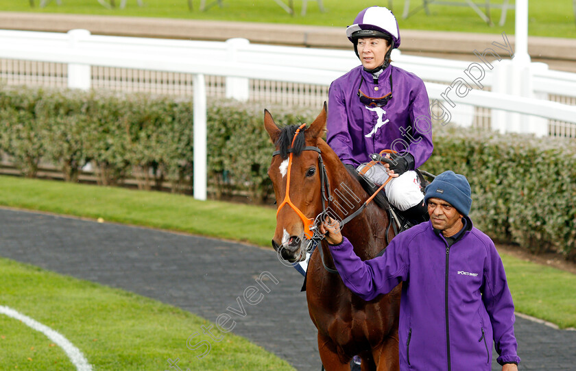 Symphony-Perfect-0009 
 SYMPHONY PERFECT (Hayley Turner) after The Irish Stallion Farms EBF Bosra Sham Fillies Stakes
Newmarket 29 Oct 2021 - Pic Steven Cargill / Racingfotos.com