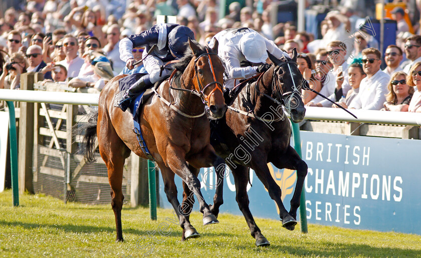 He s-Amazing-0005 
 HE'S AMAZING (left, Oisin Murphy) beats MIDNIGHT WILDE (right) in The Qipco Supporting British Racing Handicap Newmarket 6 May 2018 - Pic Steven Cargill / Racingfotos.com