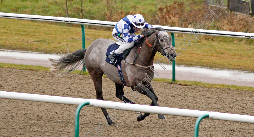 George-Dryden-0003 
 GEORGE DRYDEN (Jason Watson) wins The Betway Sprint Handicap Lingfield 3 Feb 2018 - Pic Steven Cargill / Racingfotos.com