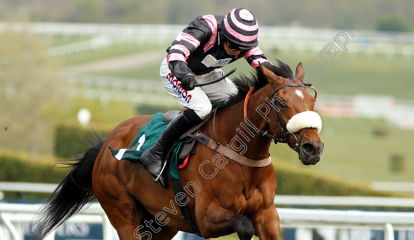 Kupatana-0006 
 KUPATANA (Harry Cobden) wins The EBF Thoroughbred Breeders Association Mares Novices Handicap Chase Series Final
Cheltenham 18 Apr 2019 - Pic Steven Cargill / Racingfotos.com