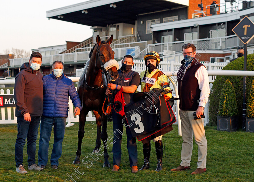 Made-For-You-0007 
 MADE FOR YOU (Fergus Gregory) with Olly Murphy after The Mansionbet Live Casino Cashback Conditional Jockeys Handicap Hurdle
Market Rasen 19 Apr 2021 - Pic Steven Cargill / Racingfotos.com