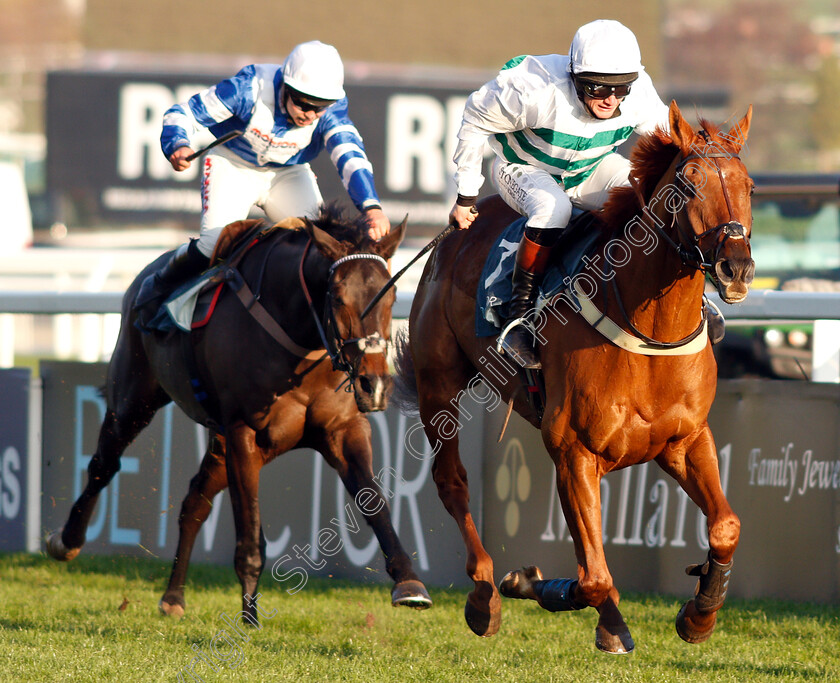 Baron-Alco-0003 
 BARON ALCO (Jamie Moore) wins The BetVictor Gold Cup
Cheltenham 17 Nov 2018 - Pic Steven Cargill / Racingfotos.com