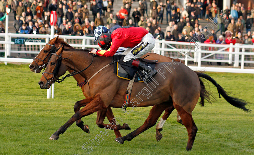 Cogry-0007 
 COGRY (Sam Twiston-Davies) beats ROCK THE KASBAH (farside) in The BetVictor Handicap Chase
Cheltenham 13 Dec 2019 - Pic Steven Cargill / Racingfotos.com