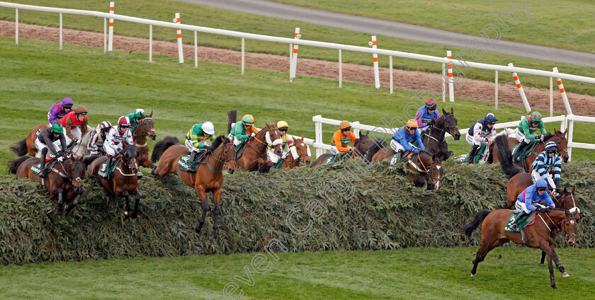 Balnaslow-0002 
 BARRAKILLA leads the field over the Chair in The Randox Health Foxhunters Chase won by BALNASLOW (farside in green, Derek O'Connor) Aintree 12 Apr 2018 - Pic Steven Cargill / Racingfotos.com