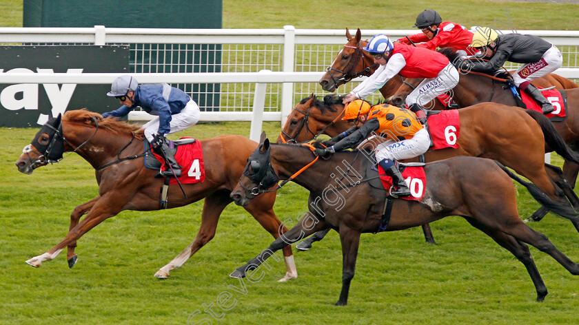 Siglo-Six-0006 
 SIGLO SIX (Kieran Shoemark) beats DELICATE KISS (right) in The Betway Live Casino Handicap
Sandown 31 Aug 2019 - Pic Steven Cargill / Racingfotos.com