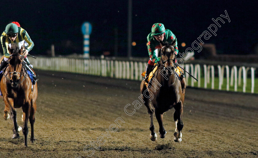 Smiling-Sunflower-0003 
 SMILING SUNFLOWER (right, Mia Nicholls) wins The Unibet Zero% Mission Fillies Handicap
Kempton 14 Feb 2024 - Pic Steven Cargill / Racingfotos.com