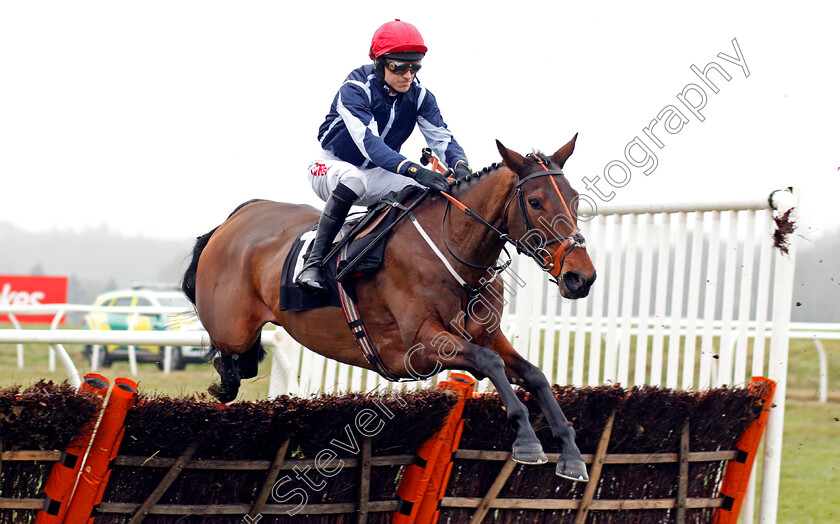 Cap-Soleil-0001 
 CAP SOLEIL (Paddy Brennan) Newbury 2 Dec 2017 - Pic Steven Cargill / Racingfotos.com