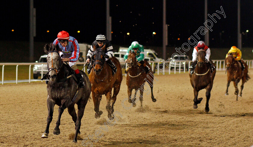 Glenn-Coco-0001 
 GLENN COCO (Aaron Jones) wins The Bet totetrifecta At betfred.com Handicap Chelmsford 7 Dec 2017 - Pic Steven Cargill / Racingfotos.com