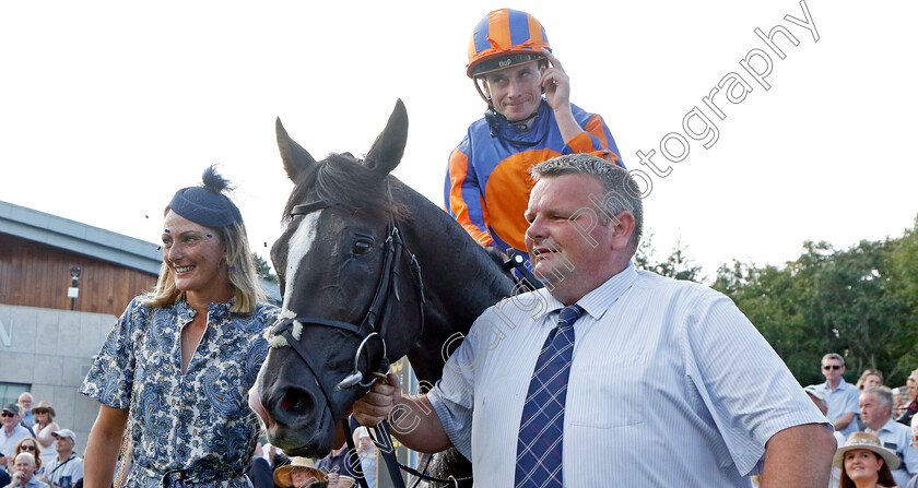 Auguste-Rodin-0010 
 AUGUSTE RODIN (Ryan Moore) after The Royal Bahrain Irish Champion Stakes
Leopardstown 9 Sep 2023 - Pic Steven Cargill / Racingfotos.com