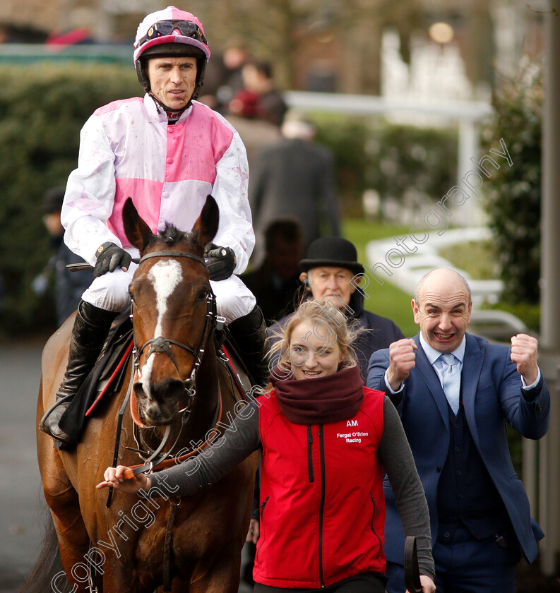 Ask-Dillon-0011 
 ASK DILLON (Paddy Brennan) with Fergal O'Brien after winning The Eventmasters.co.uk Maiden Hurdle
Ascot 21 Dec 2018 - Pic Steven Cargill / Racingfotos.com