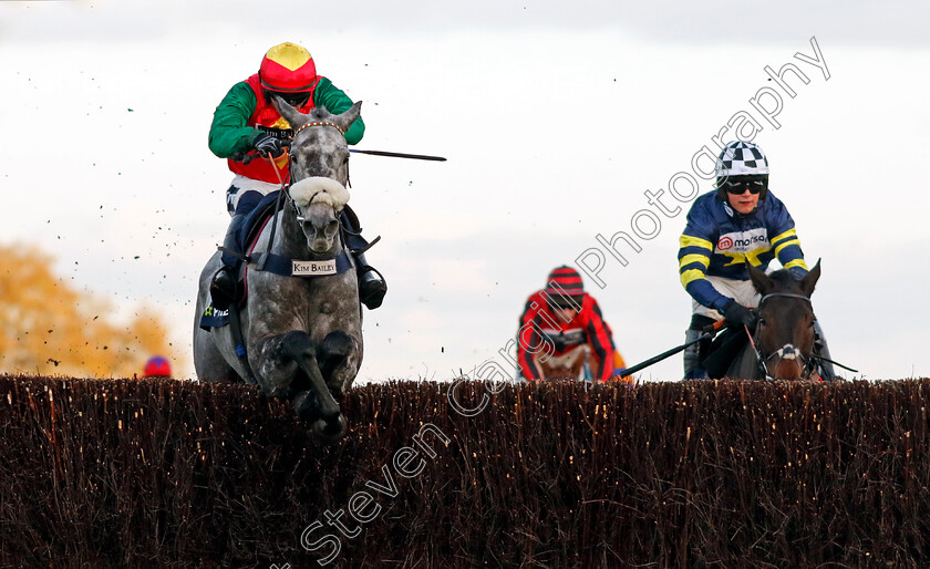 Law-Of-Supply-0001 
 LAW OF SUPPLY (left, Jonathan Burke) wins The Copybet UK Handicap Chase
Ascot 22 Nov 2024 - Pic Steven Cargill / Racingfotos.com