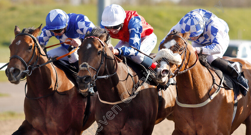 Kyllukey-0005 
 KYLLUKEY (centre, David Egan) beats HURRICANE ALERT (right) and ATYAAF (left) in The Bet totescoop6 At totesport.com Handicap
Chelmsford 11 Apr 2019 - Pic Steven Cargill / Racingfotos.com