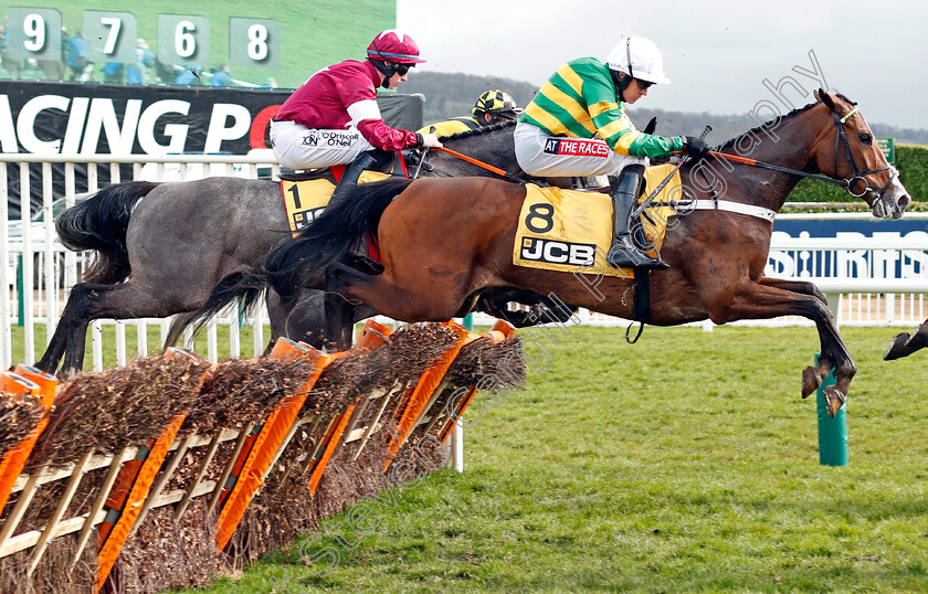 Apple s-Shakira-0001 
 APPLE'S SHAKIRA (Barry Geraghty) Cheltenham 16 Mar 2018 - Pic Steven Cargill / Racingfotos.com