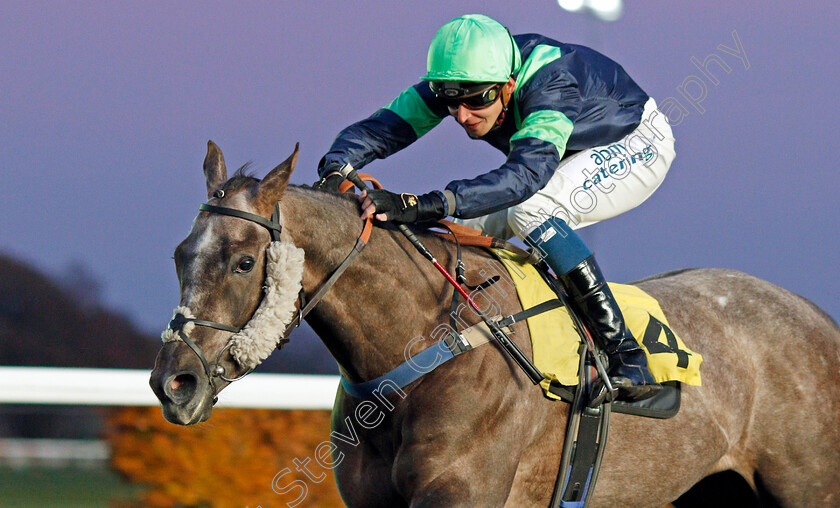 Speed-Merchant-0005 
 SPEED MERCHANT (Alistair Rawlinson) wins The Close Brothers Business Finance Nursery
Kempton 20 Nov 2019 - Pic Steven Cargill / Racingfotos.com