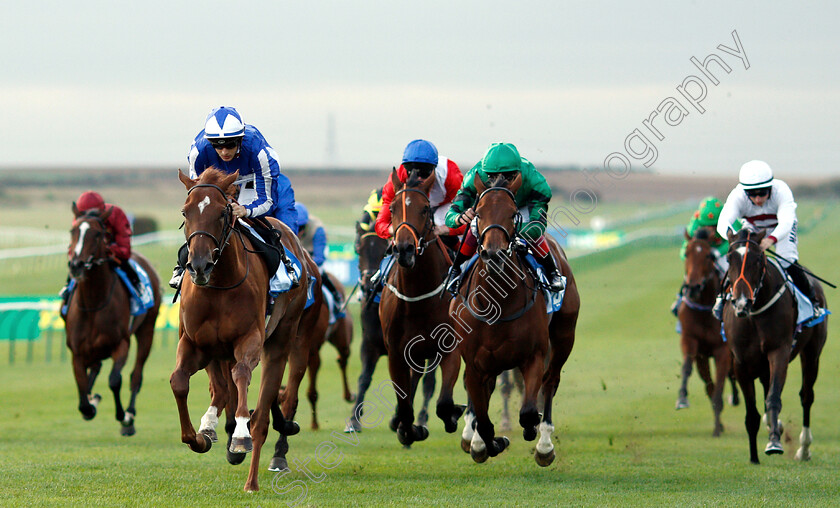 Queen-Power-0004 
 QUEEN POWER (Harry Bentley) wins The Godolphin Under Starters Orders Maiden Fillies Stakes Div2
Newmarket 12 Oct 2018 - Pic Steven Cargill / Racingfotos.com