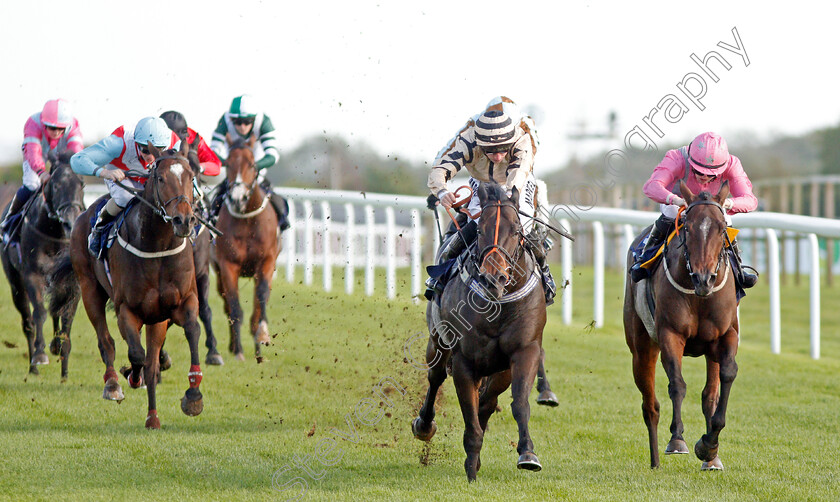 Doc-Sportello-0002 
 DOC SPORTELLO (centre, Tom Marquand) beats FIRENZE ROSA (right) in The Download The Star Sports App Now Handicap
Bath 16 Oct 2019 - Pic Steven Cargill / Racingfotos.com