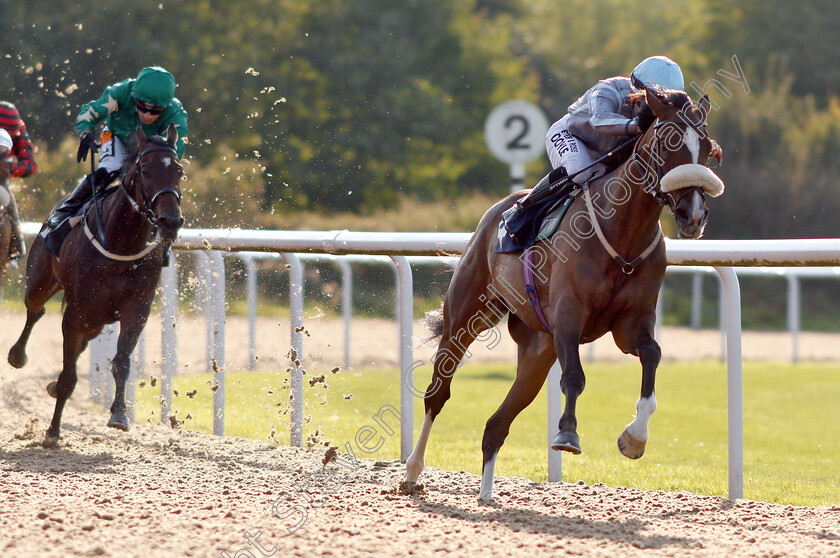 Capla-Gilda-0005 
 CAPLA GILDA (Hollie Doyle) wins The sportnation.bet Rewards Program Fillies Nursery
Wolverhampton 5 Sep 2018 - Pic Steven Cargill / Racingfotos.com