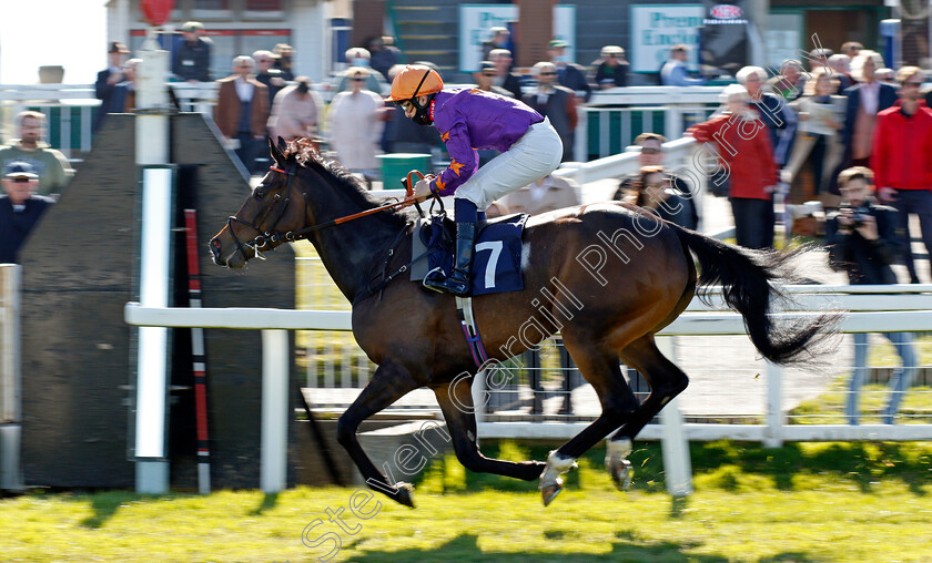 Astrogem-0004 
 ASTROGEM (Ryan Tate) wins The Quinnbet Best Odds Guaranteed Handicap
Yarmouth 19 May 2021 - Pic Steven Cargill / Racingfotos.com