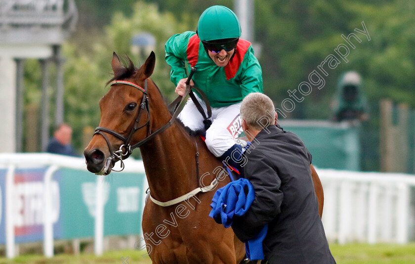 Ezeliya-0018 
 EZELIYA (Chris Hayes) winner of The Betfred Oaks
Epsom 31 May 2024 - pic Steven Cargill / Racingfotos.com