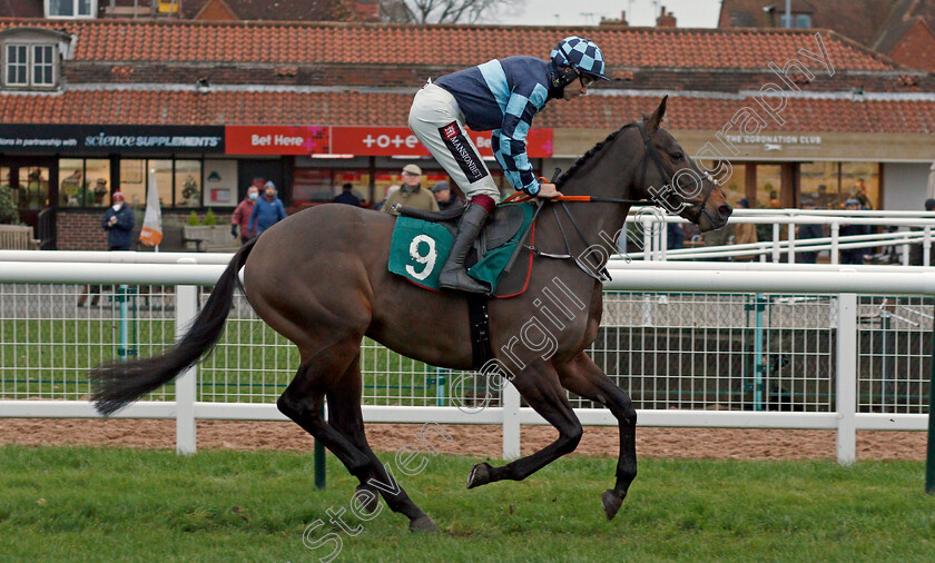 Hourvari-0002 
 HOURVARI (Aidan Coleman)
Warwick 9 Dec 2021 - Pic Steven Cargill / Racingfotos.com