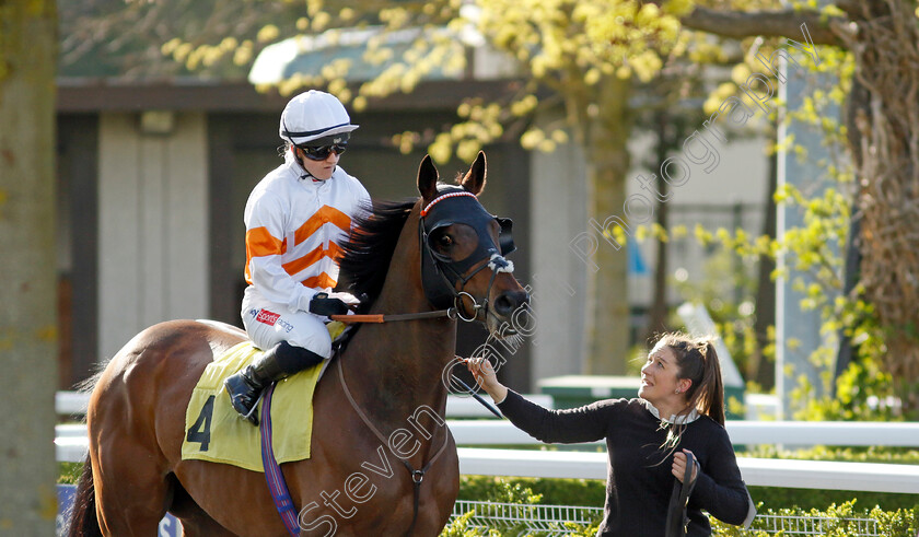 Imperial-Sands-0006 
 IMPERIAL SANDS (Hollie Doyle) winner of The racingtv.com Handicap
Kempton 10 Apr 2023 - Pic Steven Cargill / Racingfotos.com