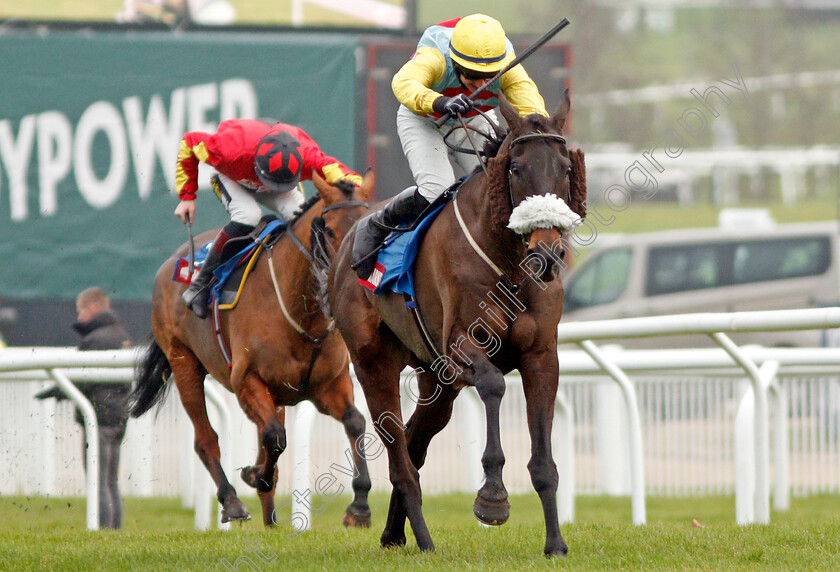 Doing-Fine-0002 
 DOING FINE (Philip Donovan) wins The Market Insurance Handicap Chase
Cheltenham 1 Jan 2020 - Pic Steven Cargill / Racingfotos.com