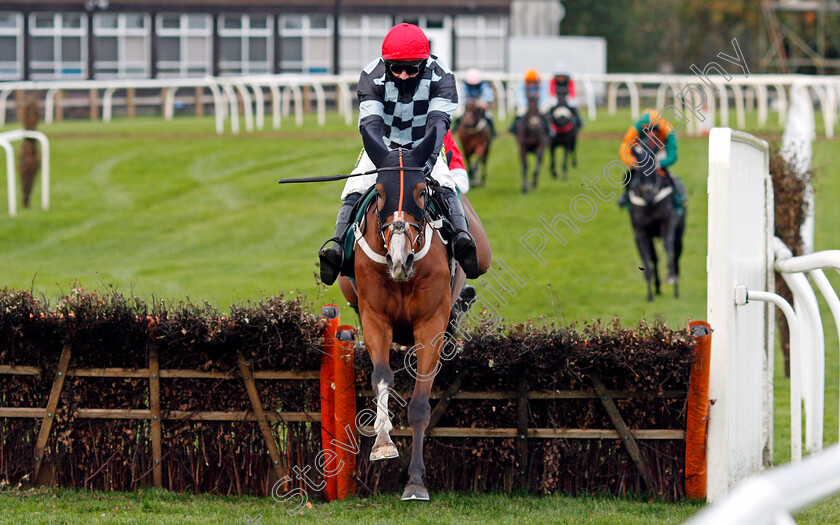 Cormier-0002 
 CORMIER (Danny Cook) wins The Sky Sports Racing Sky 415 Novices Hurdle
Fakenham 16 Oct 2020 - Pic Steven Cargill / Racingfotos.com