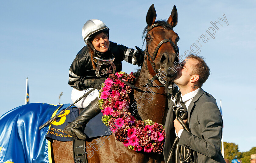 Espen-Hill-0012 
 ESPEN HILL (Madeleine Smith) winner of The Stockholm Cup International
Bro Park, Sweden 17 Sep 2023 - Pic Steven Cargill / Racingfotos.com