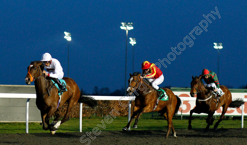 Star-Of-War-0002 
 STAR OF WAR (Sean Levey) wins The 32Red On The App Store Fillies Novice Stakes Div1
Kempton 23 Mar 2019 - Pic Steven Cargill / Racingfotos.com