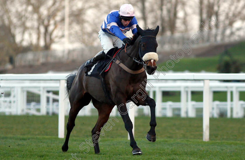 Darling-Maltaix-0005 
 DARLING MALTAIX (Lorcan Williams) wins The Thames Materials Conditional Jockeys Handicap Hurdle
Ascot 21 Dec 2018 - Pic Steven Cargill / Racingfotos.com