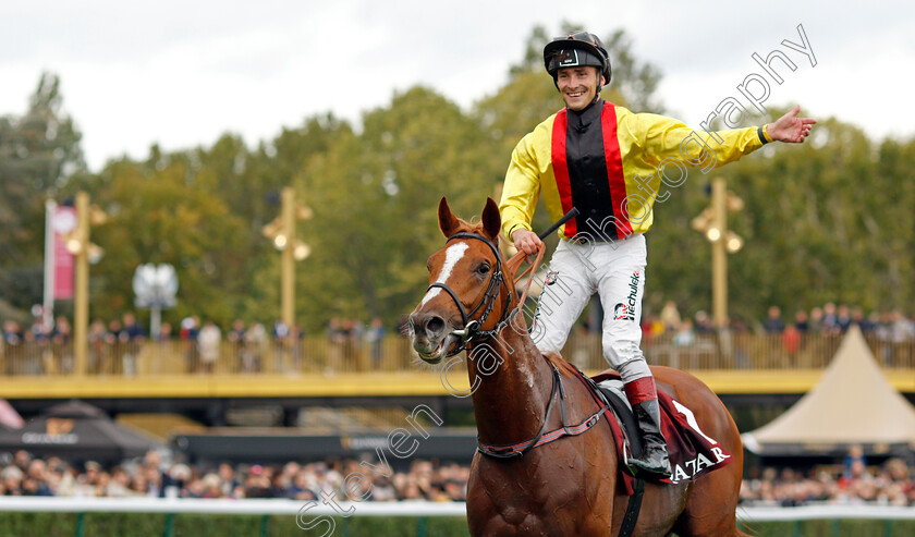 Torquator-Tasso-0019 
 TORQUATOR TASSO (Rene Piechulek) after The Qatar Prix de l'Arc de Triomphe
Longchamp 3 Oct 2021 - Pic Steven Cargill / Racingfotos.com