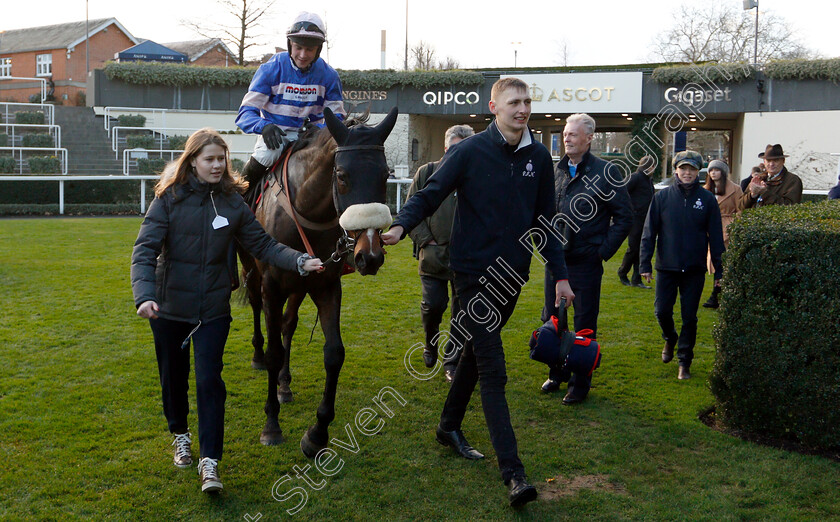 Darling-Maltaix-0007 
 DARLING MALTAIX (Lorcan Williams) after The Thames Materials Conditional Jockeys Handicap Hurdle
Ascot 21 Dec 2018 - Pic Steven Cargill / Racingfotos.com