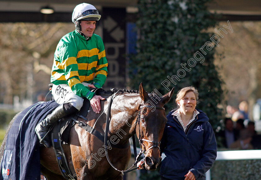 Regal-Encore-0006 
 REGAL ENCORE (Richie McLernon) after The Keltbray Swinley Handicap Chase Ascot 17 Feb 2018 - Pic Steven Cargill / Racingfotos.com