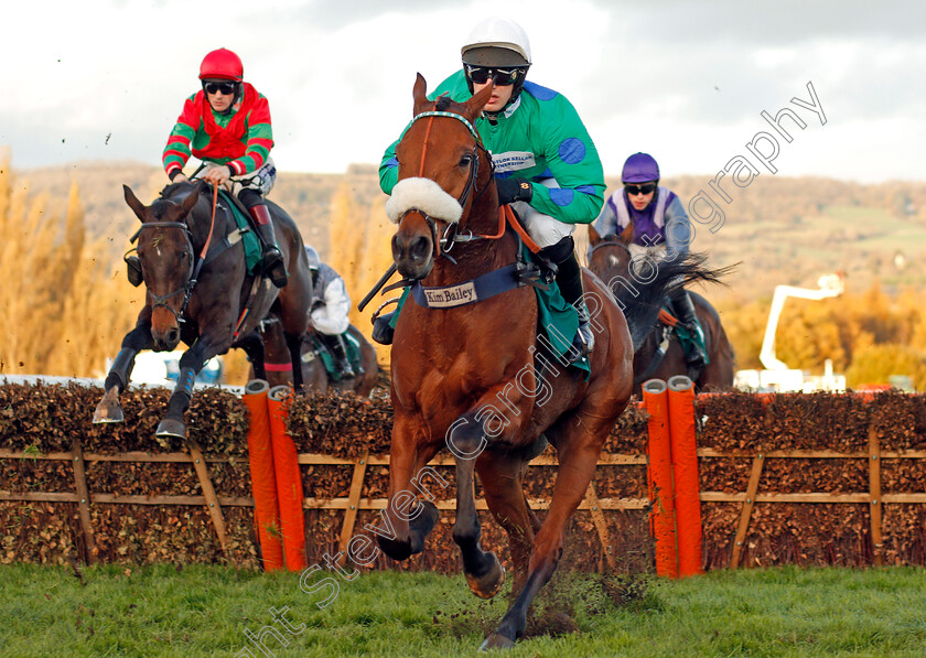 Mon-Palois-0001 
 MON PALOIS (David Bass) Cheltenham 28 Oct 2017 - Pic Steven Cargill / Racingfotos.com