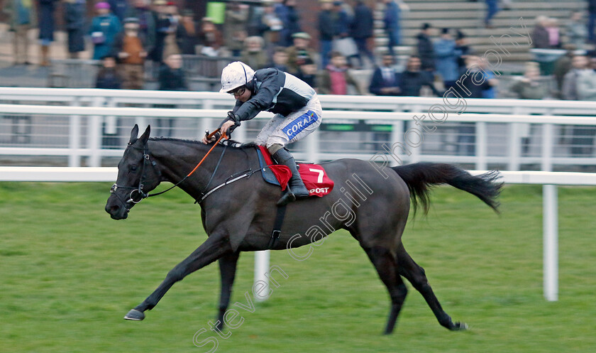 Long-Draw-0001 
 LONG DRAW (Sean Bowen) wins The Citipost Handicap Hurdle
Cheltenham 13 Dec 2024 - Pic Steven Cargill / Racingfotos.com